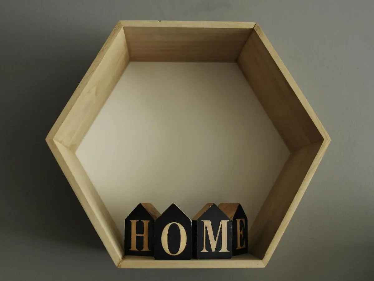 Scandinavian Home 17 City Center Tyoemiehenkatu 2B 赫尔辛基 芬兰
